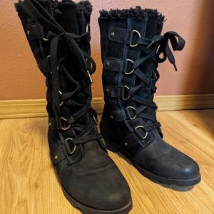 Sorel Emelie Lace up Boot -size 7